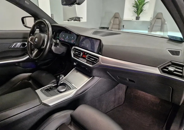 BMW Seria 3 cena 139999 przebieg: 82105, rok produkcji 2019 z Góra małe 596